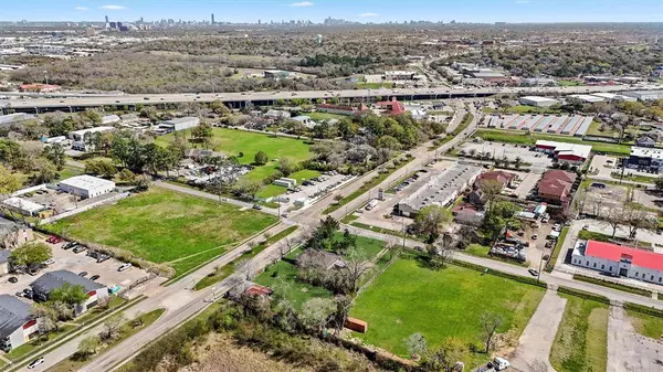 11602 Dover ST, Houston, TX 77031