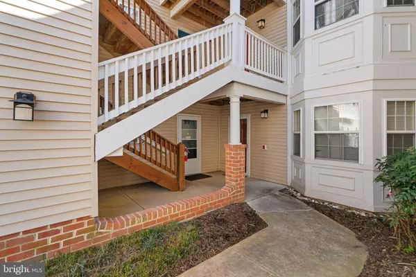 5812 WYNDHAM CIR #104, Columbia, MD 21044