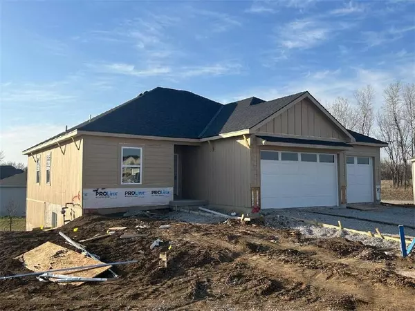 2367 NE Skopelos DR, Blue Springs, MO 64014