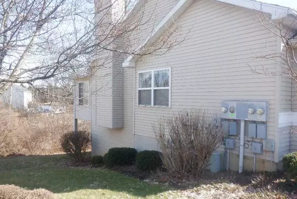 1972 Quail Cove Drive, Kalamazoo, MI 49009