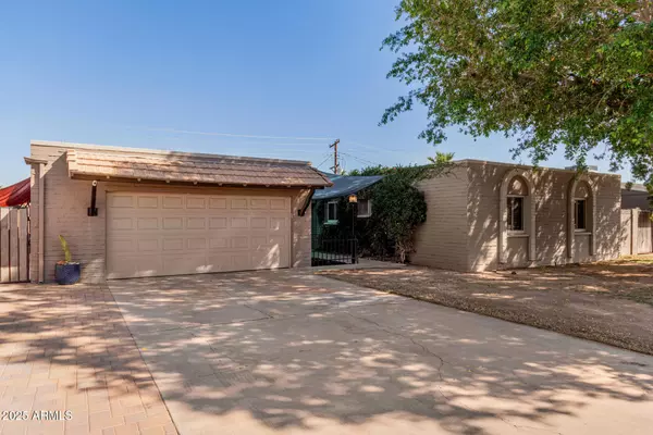 5401 N 81ST Place, Scottsdale, AZ 85250