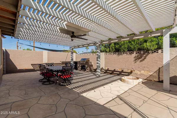 5401 N 81ST Place, Scottsdale, AZ 85250