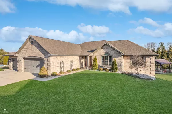 397 Linden Ridge TRL, Greenwood, IN 46142