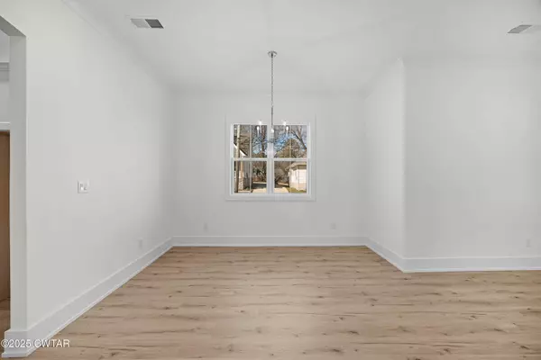 219 Clay ST, Jackson, TN 38301