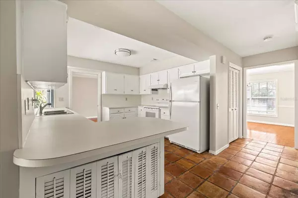 12 LAKE LINK DR, Winter Haven, FL 33884