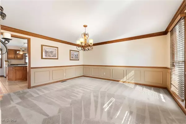 331 Orion ST NE, North Canton, OH 44720