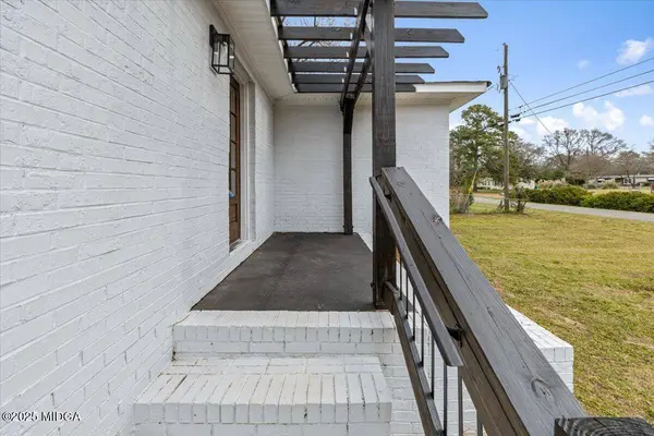 105 Pineview Drive, Macon, GA 31217