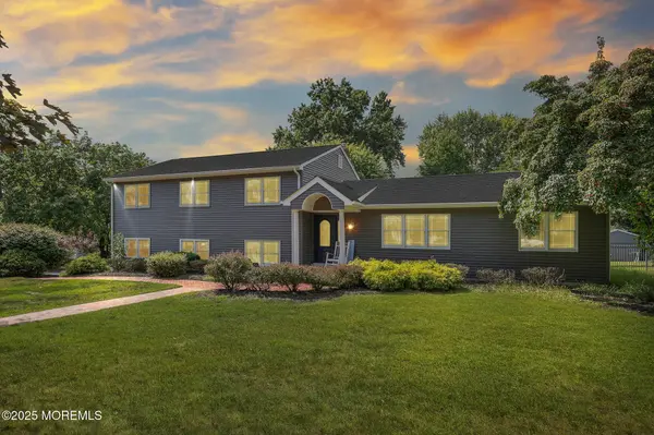 6 Hawthorne Road, Red Bank, NJ 07701