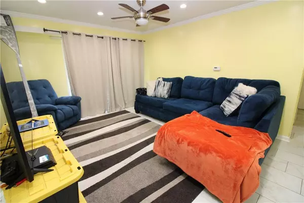 5079 Sanlin Dr, Moon/crescent Twp, PA 15108