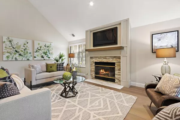 829 Shore Breeze DR, Sacramento, CA 95831