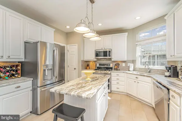 43477 ORSON ST, Chantilly, VA 20152