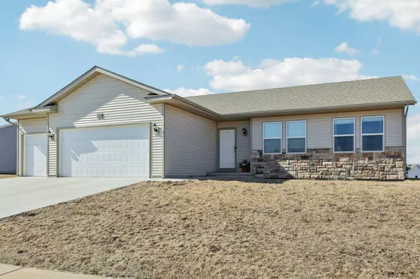 1680 Cornerstone Circle, Platteville, WI 53818