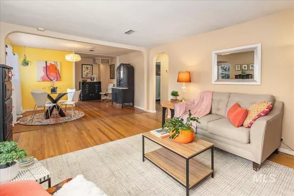 2800 N Woody Dr, Boise, ID 83703