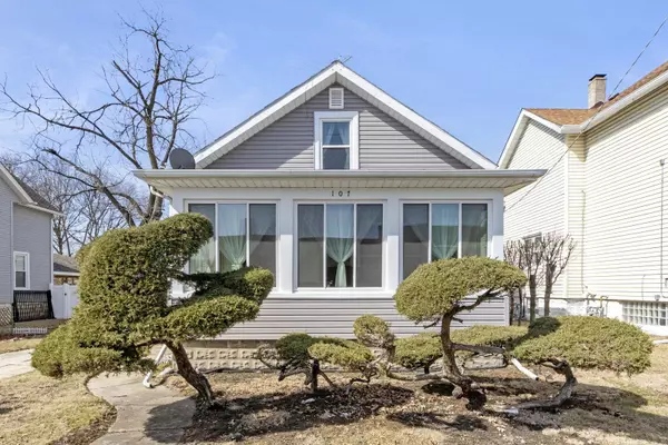 107 Willow AVE, Joliet, IL 60436