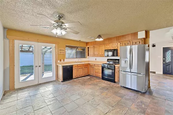 621 Aspen Drive, Denton, TX 76209