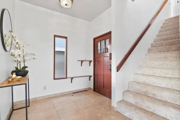 2393 La Marque Street, San Diego, CA 92109