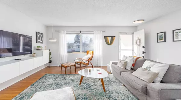 132 Ogden WAY SE, Calgary, AB T2C 1W1