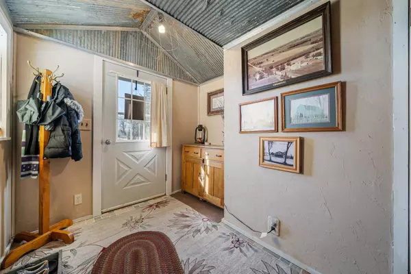 6177 COUNTY ROAD K, Omro, WI 54963