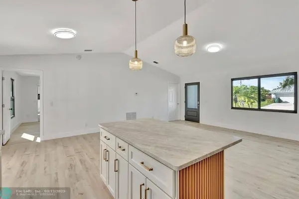 1250 SW Marmore Ave, Port St Lucie, FL 34953