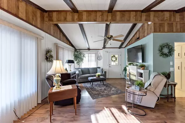 1001 Sylmar AVE #153, Clovis, CA 93612