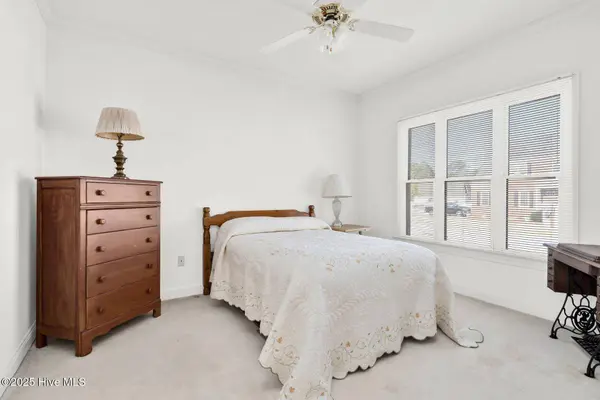 1709 Shamrock LN, Rocky Mount, NC 27804