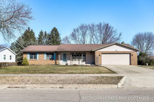 361 W 35th Street, Holland, MI 49423