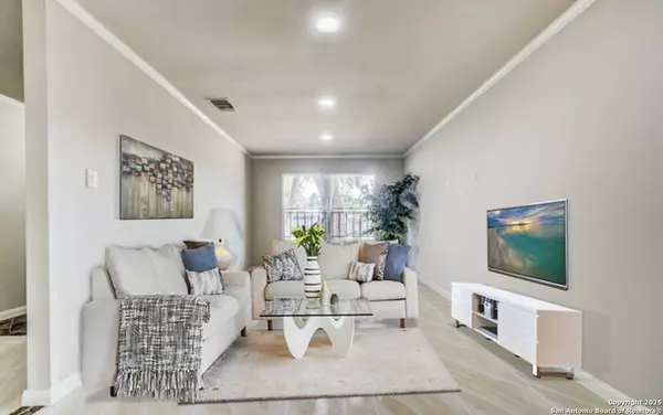 2207 Orange Blossom, San Antonio, TX 78247