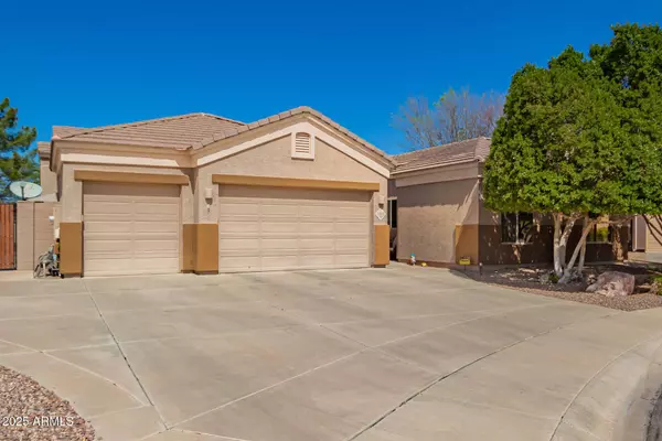 3562 E HARVARD Court, Gilbert, AZ 85234