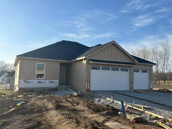 2367 NE Skopelos DR, Blue Springs, MO 64014