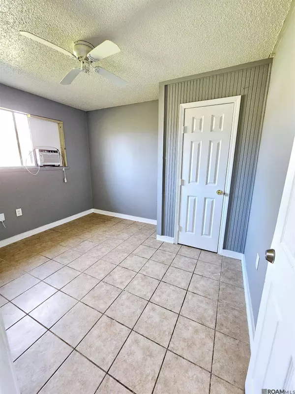 5667 Denova St, Baton Rouge, LA 70812