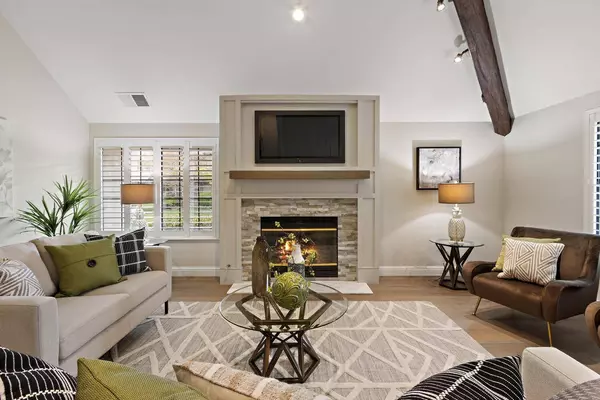 829 Shore Breeze DR, Sacramento, CA 95831