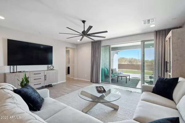 32527 N 19TH Lane, Phoenix, AZ 85085