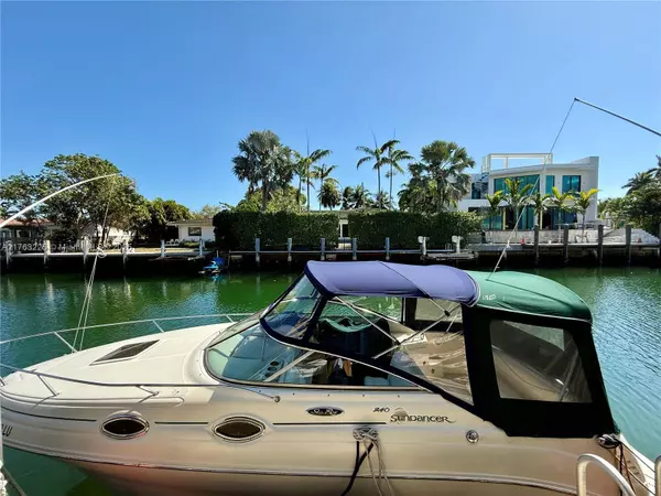 1424 NE 105th St #D10, Miami Shores, FL 33138