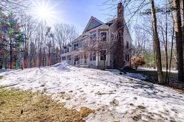 7 Laughton CIR, Scarborough, ME 04074