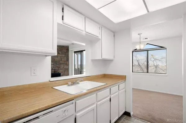 4333 S Andes WAY #203, Aurora, CO 80015