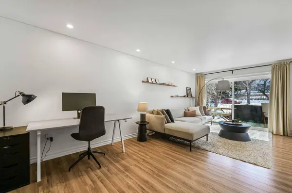 823 Royal AVE SW #308, Calgary, AB T2T 0L4