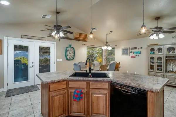 483 N Spanish Trail DR, Veyo, UT 84782