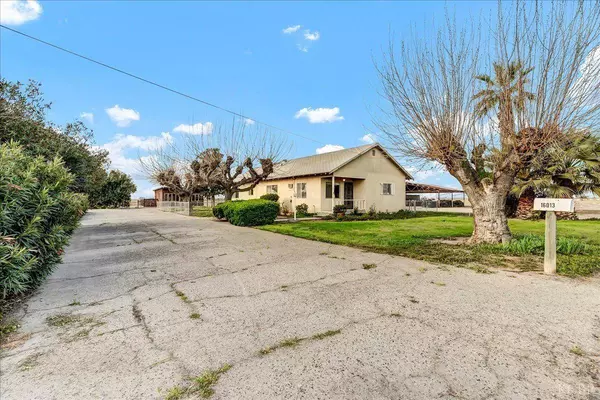 16013 Grangeville Boulevard, Hanford, CA 93230