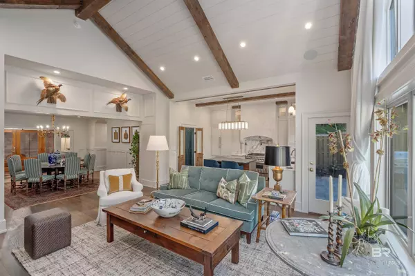 59 N Church Street, Fairhope, AL 36532