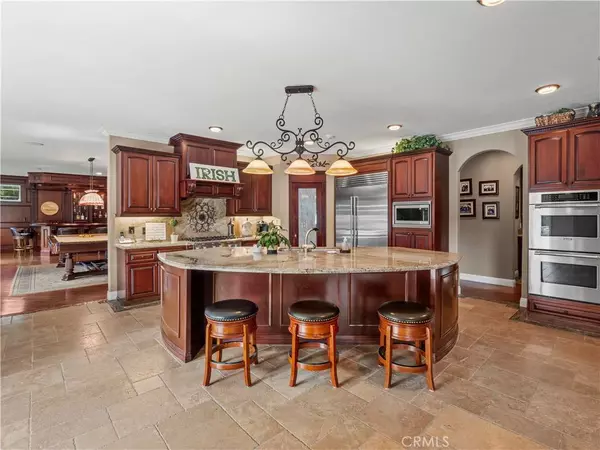 30815 Hasley Canyon RD, Castaic, CA 91384