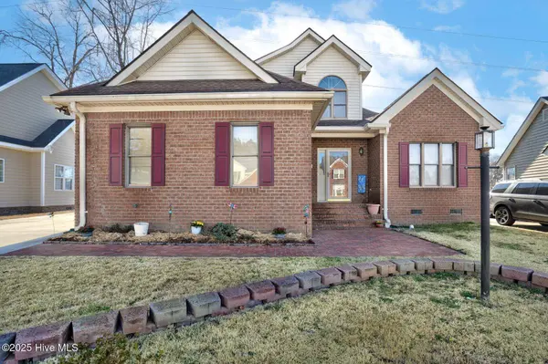 1709 Shamrock LN, Rocky Mount, NC 27804