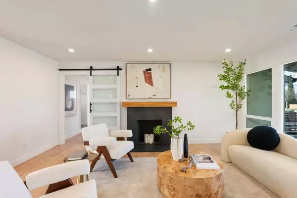 3448 Bay RD, Redwood City, CA 94063