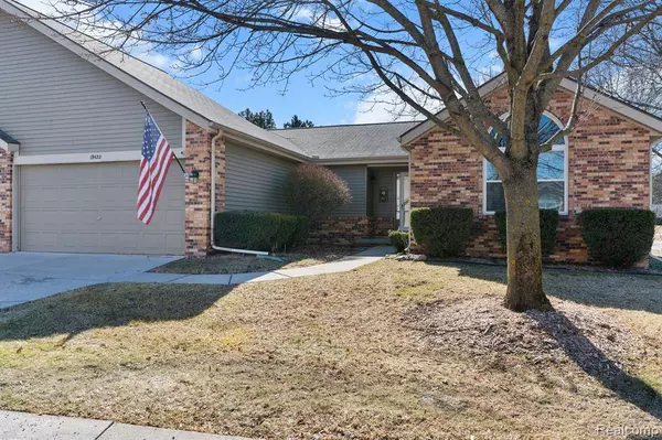 19422 Cardene Ct, Northville Twp, MI 48167