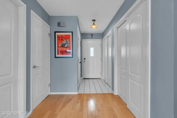 9 Lucia Court, Aberdeen, NJ 07747