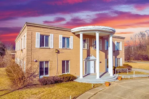 13651 S Crawford AVE, Crestwood, IL 60418