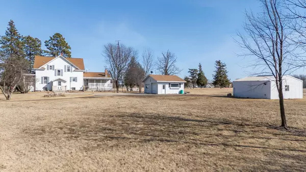 6177 COUNTY ROAD K, Omro, WI 54963