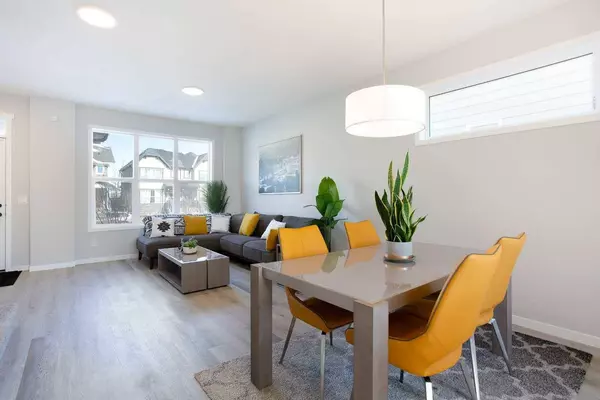 61 Magnolia Parade SE, Calgary, AB T3M 3E5