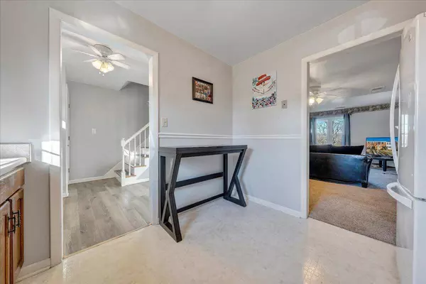 109 Southampton DR, Vinton, VA 24179