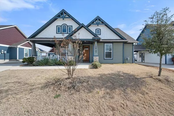 10947 Eva Mae Boulevard, Grand Prairie, TX 76065