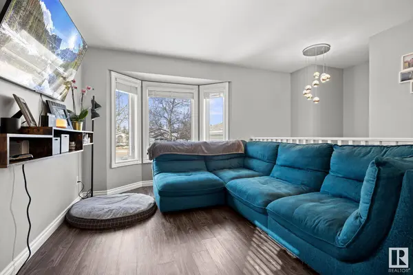 540 RAINBOW CR, Sherwood Park, AB T8A 5M7